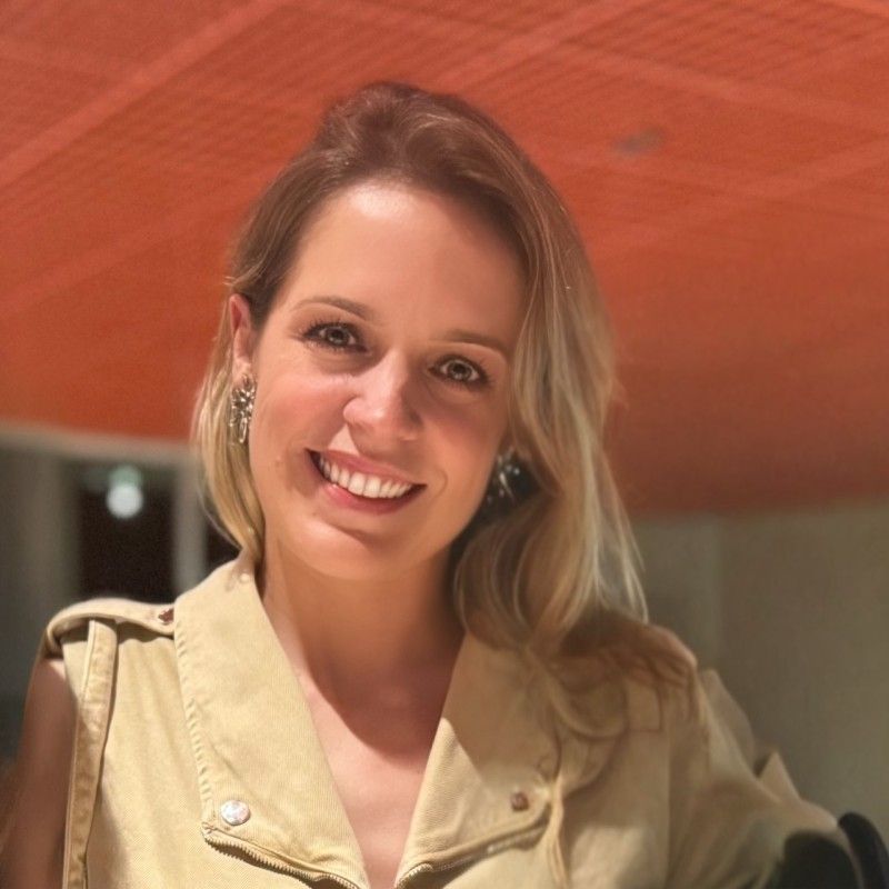 Foto Corporativa da Fernanda Bulsoni, superintendente Acrisure