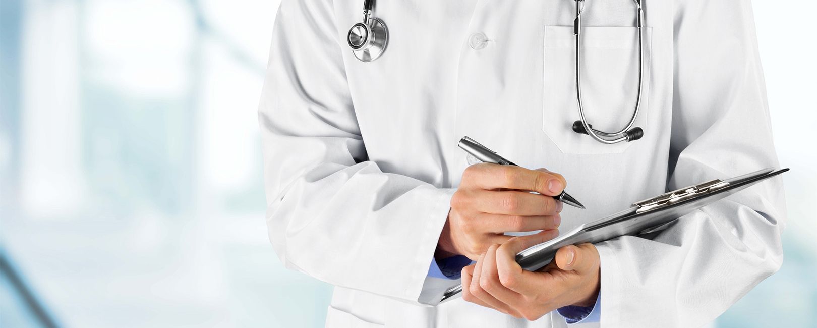 ANS amplia acesso ao contraceptivo hormonal e incorpora novo tratamento para leucemia