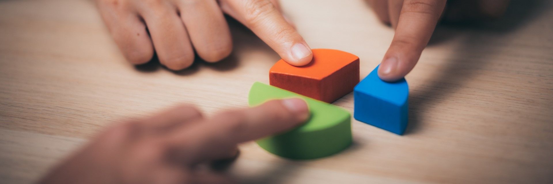 Programas de saúde, incentivo educacional, previdência privada: os benefícios mais desejados de 2025