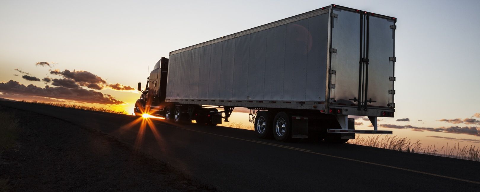 Roubo de cargas cresce em 2025 e muda mapa das ocorrências no Brasil