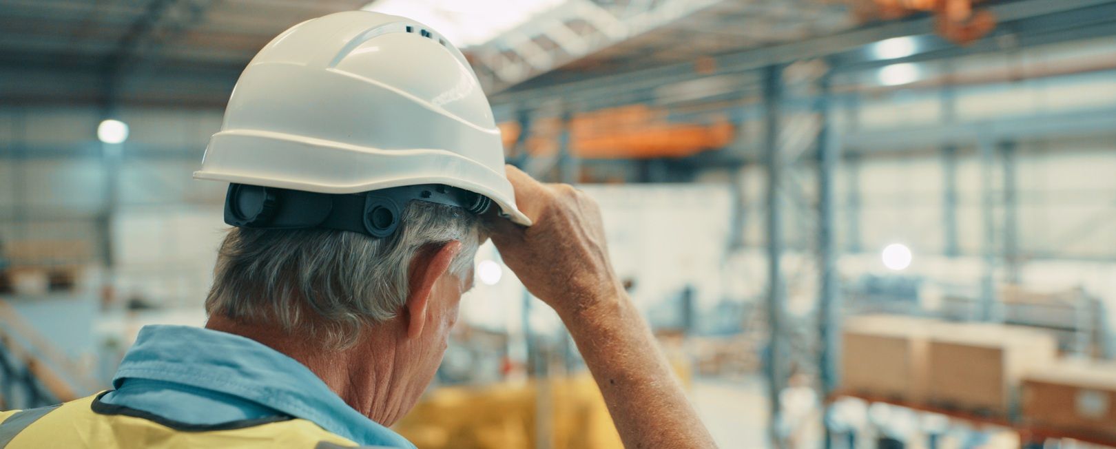 Como adaptar benefícios e estratégias de RH para incluir profissionais 60+