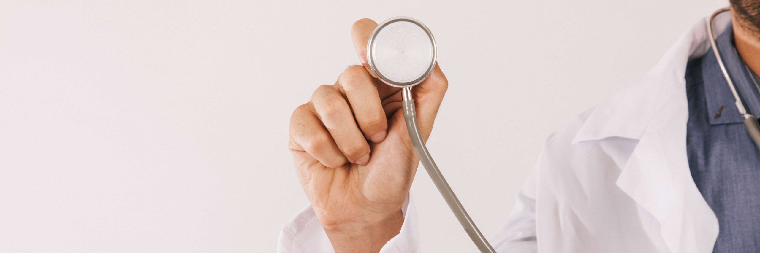 Inflação, fraude e novos produtos: Como ficam os planos de saúde em 2024?