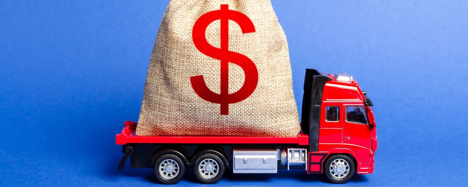 Fim da desoneração da folha pressiona custos no transporte rodoviário de cargas