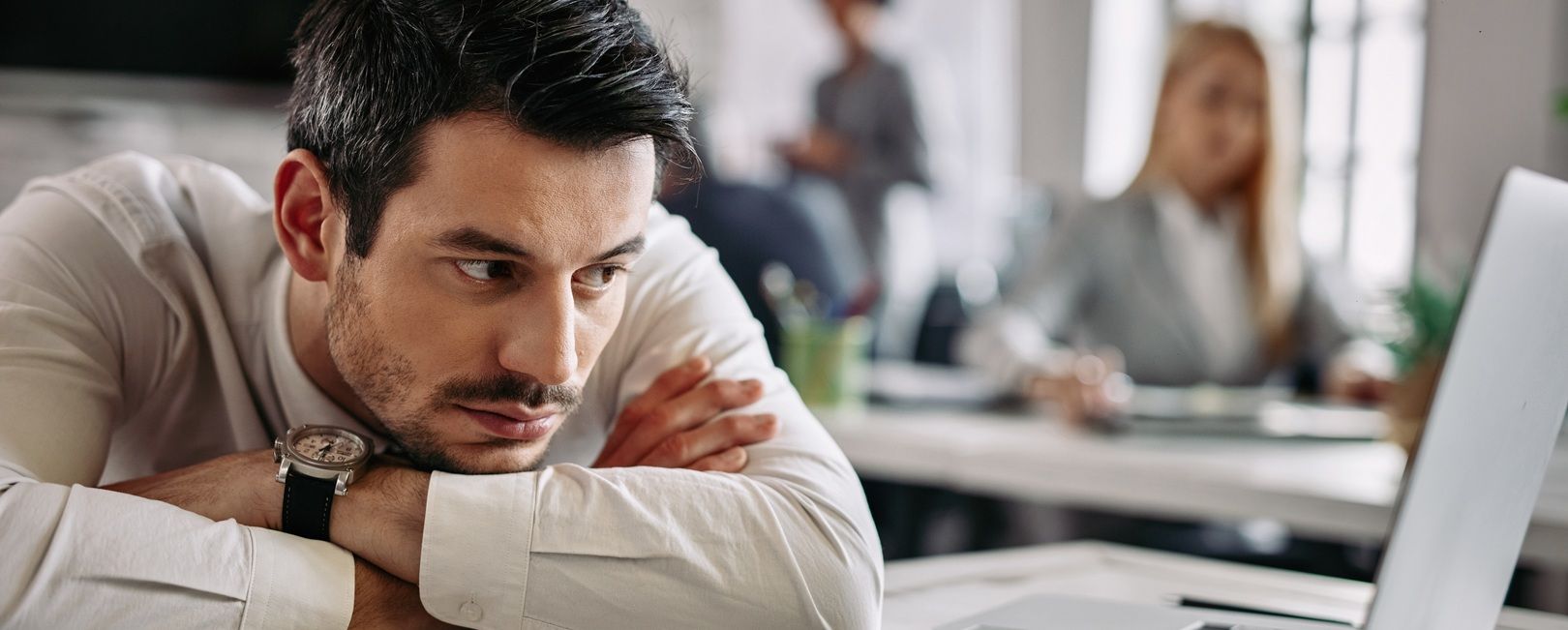 Rust Out: quando a estagnação corrói a motivação no trabalho