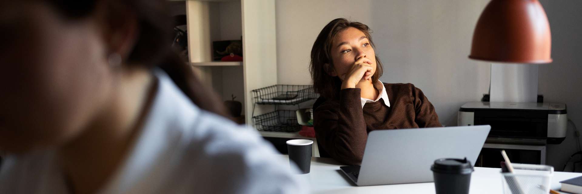 Retorno ao trabalho: Como acolher um colaborador que passou por sofrimento emocional?