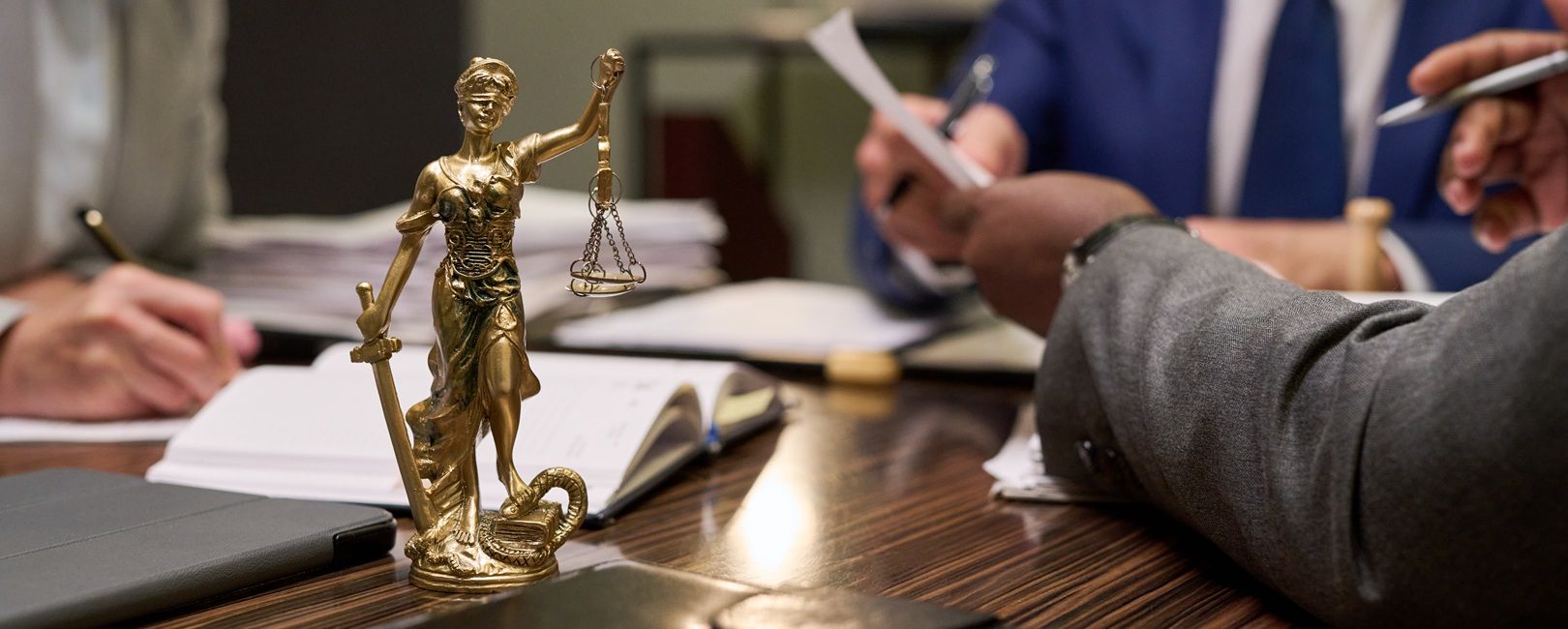 Judicialização em alta amplia demanda por seguros na advocacia