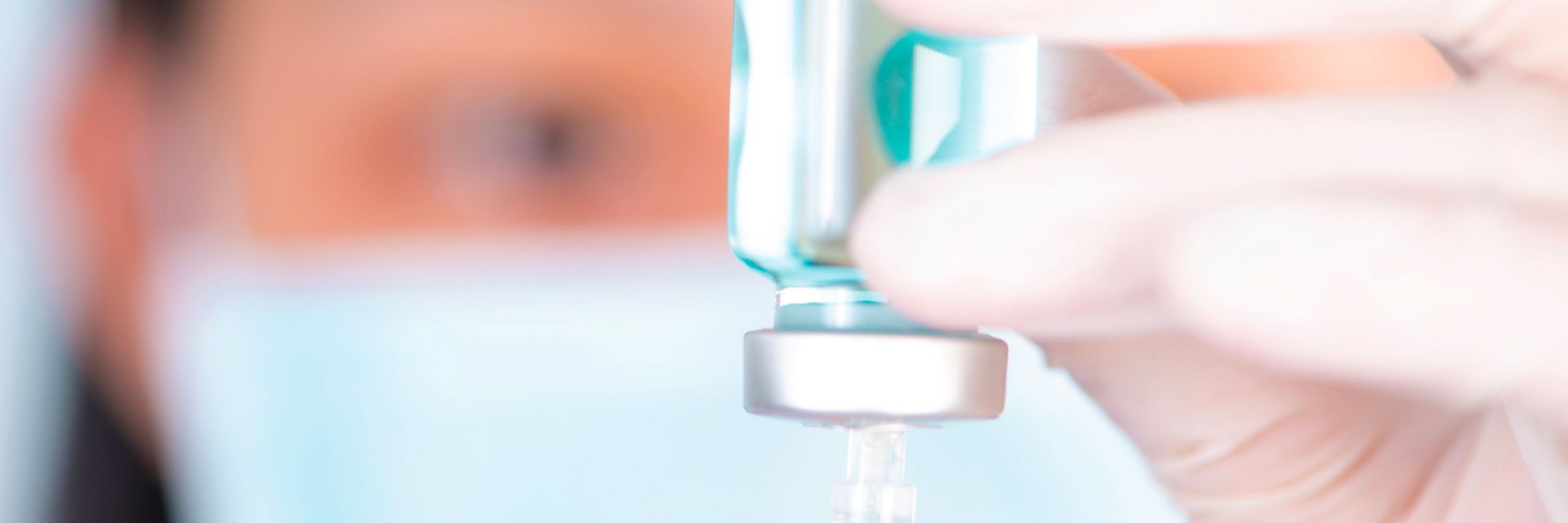 Adolescentes passam a receber vacina contra a Meningite